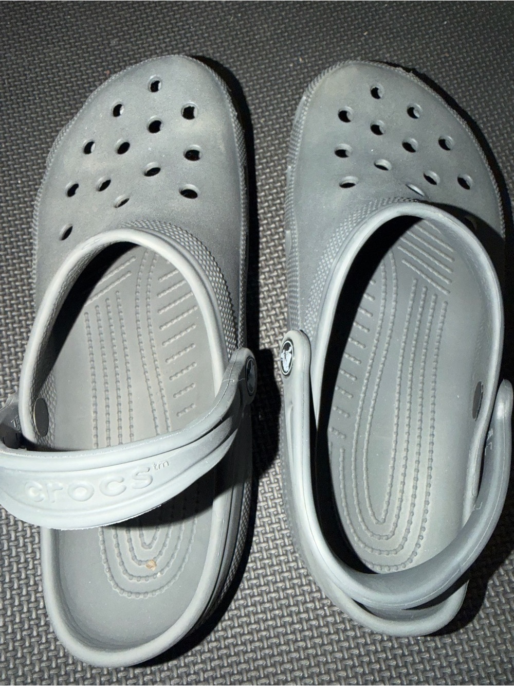 CROCS Classic Clog in Gray